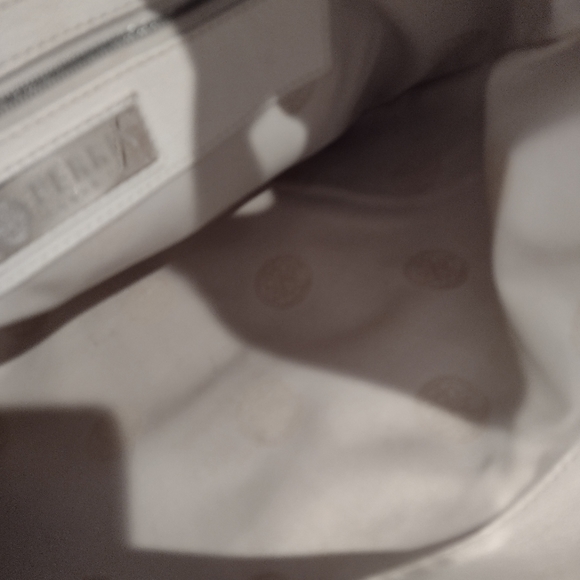 PERRIN - Picture 7 of 9